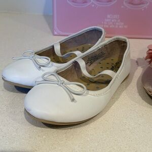 Cat & Jack Metallic Gold Flats